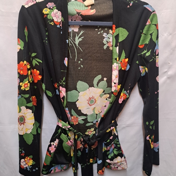 Vtg 70s/80s black floral long-sleeved open front belted cardigan with pockets - Picture 7 of 8